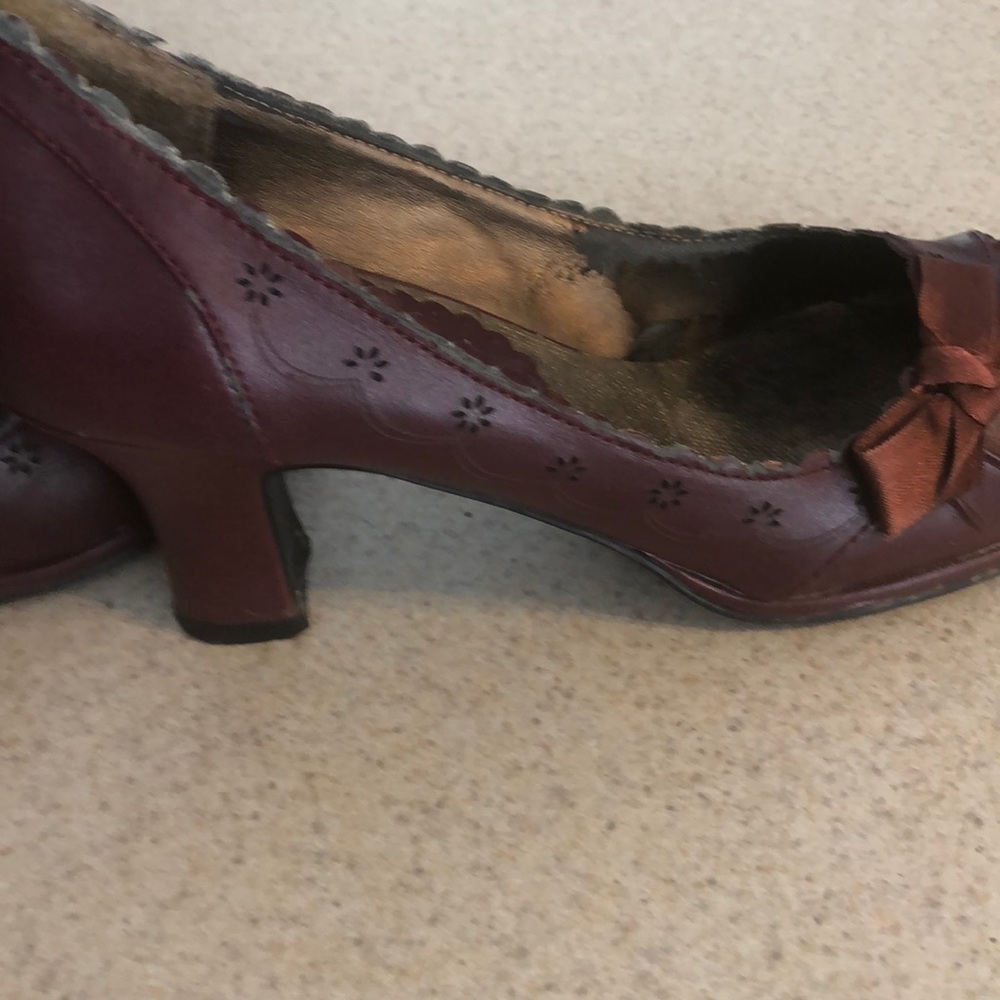 MADDEN GIRL VINTAGE PUMPS - Picture 6 of 8